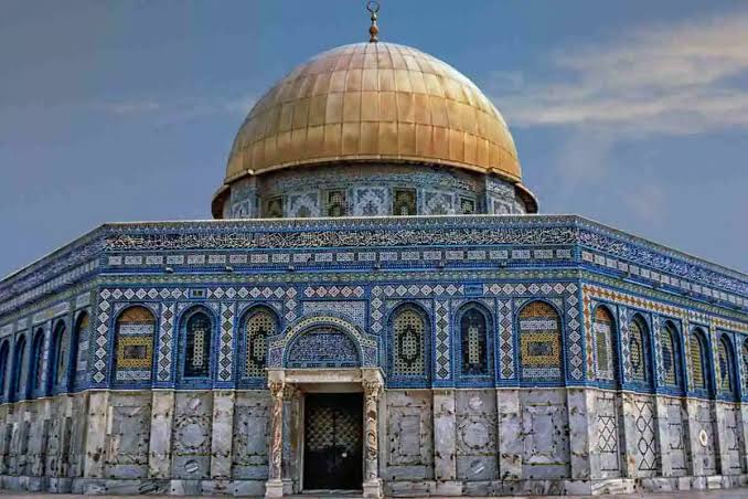 Voyage à Alquds avec Omra – Novembre 2026